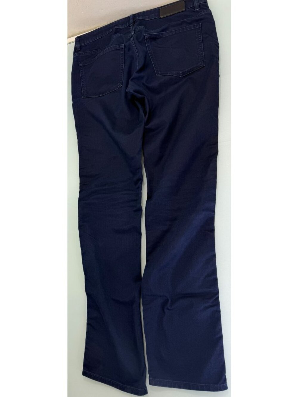Hugo Boss Jeans Mens 34X34 Dark Wash Italian Denim Straight Leg Slim Fit